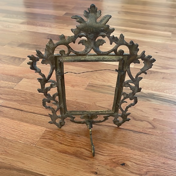 Ornate Frame - Picture 5 of 16